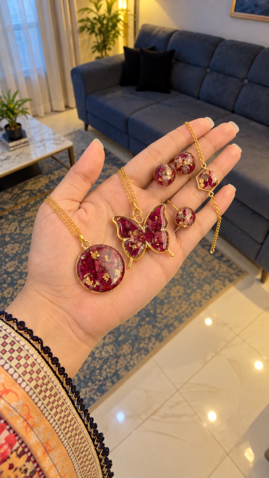 Crimson Petals Jewelry Set