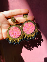 Gulabi Jhumke