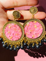Gulabi Jhumke